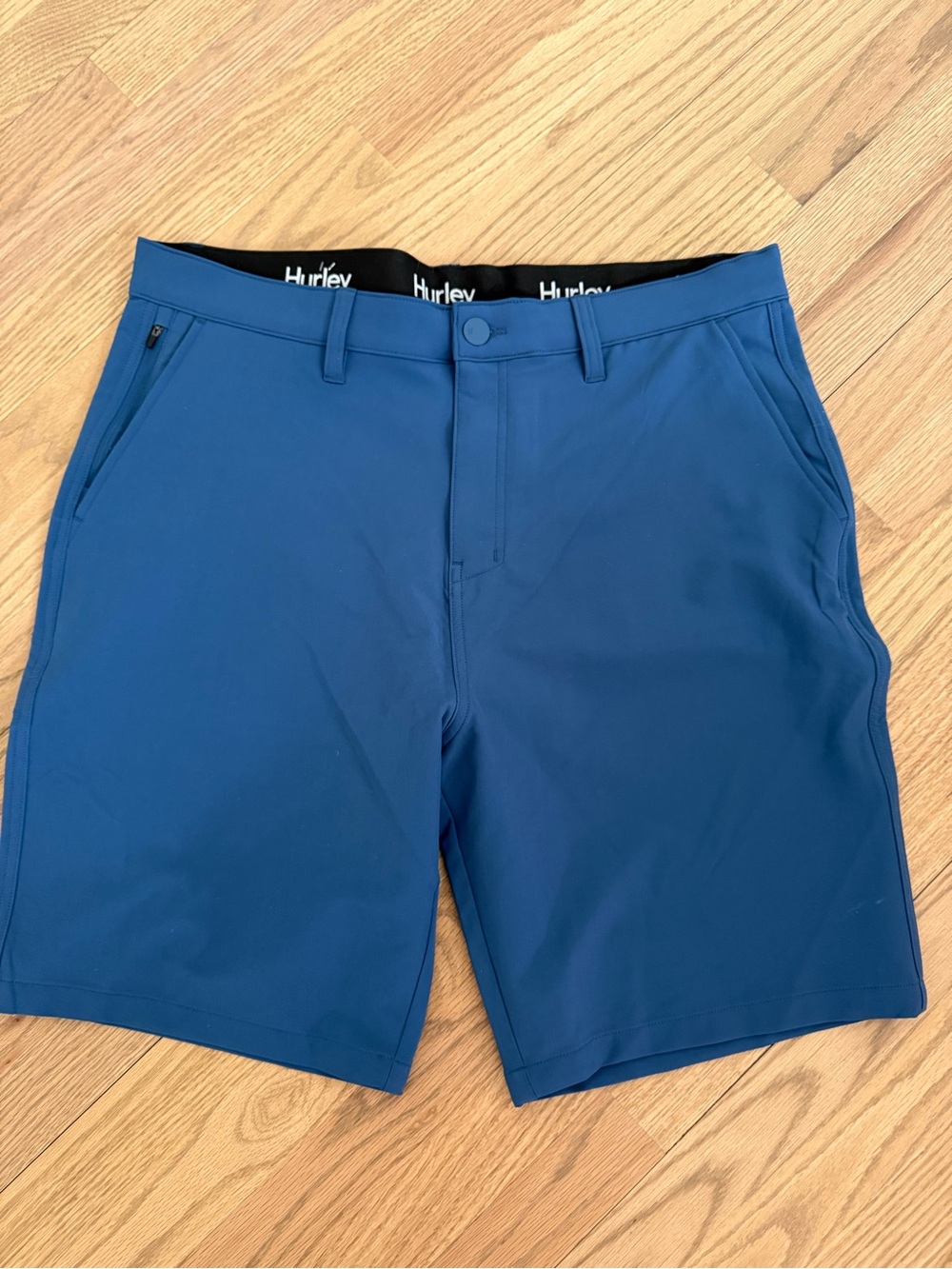 Hurley Deep Blue Hybrid Shorts Men’s Size 36
